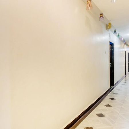 Hotel Spot On Harihar Lodging And Yatri Niwas Kolhapur Exterior foto
